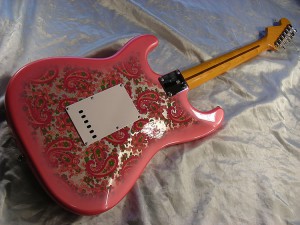 big-fender-strat-paisleydscn0280.jpg